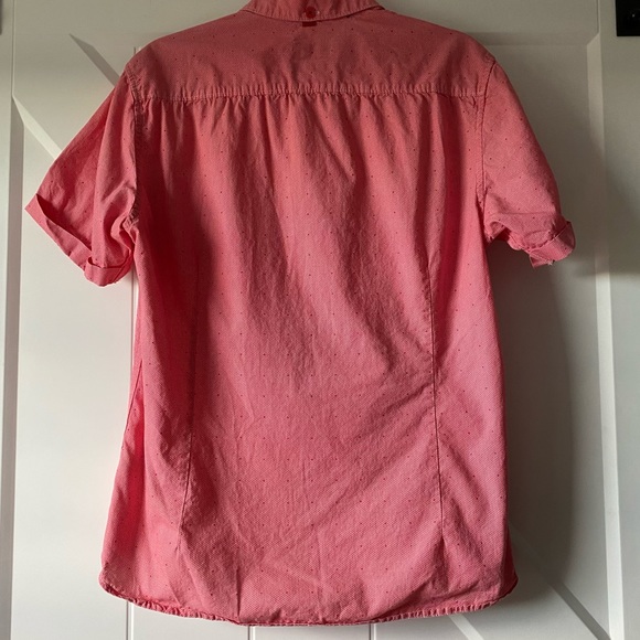 LON NYC | Button Up - Picture 3 of 8